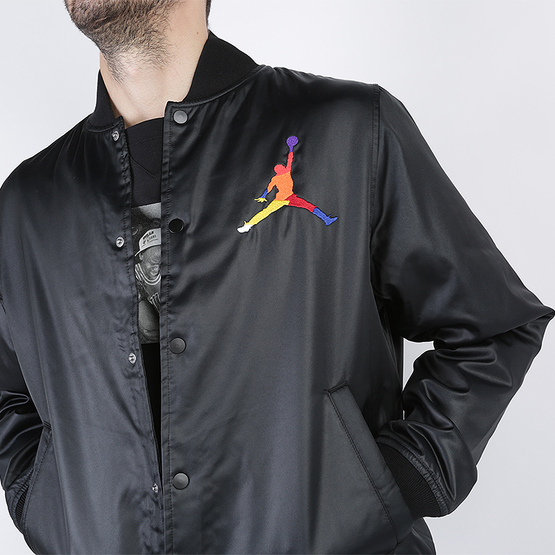 мужская черная куртка Jordan DNA Satin Jacket AV0112-010 - цена, описание, фото 2